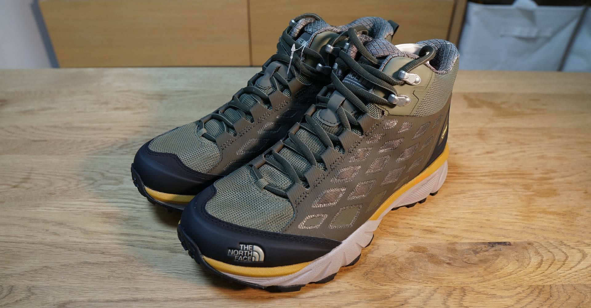 ノースフェイス トレッキングシューズ 27.5cm 登山靴 本革 GORETEX